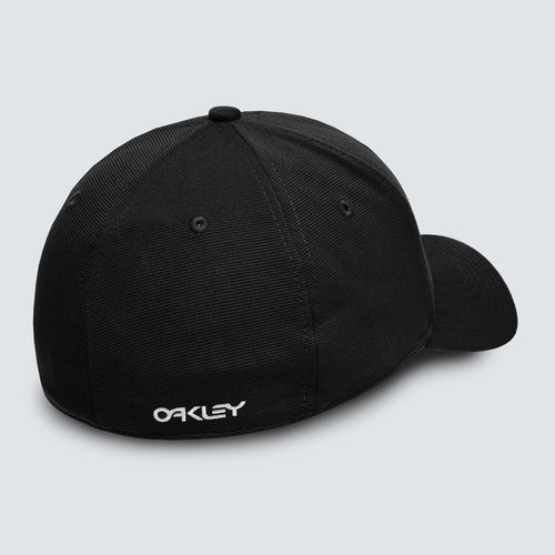 Oakley Men's 6 Panel Stretch Metallic Hat - Black