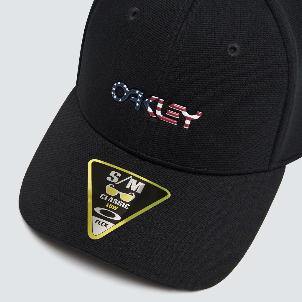 Oakley Men's 6 Panel Stretch Metallic Hat - Black