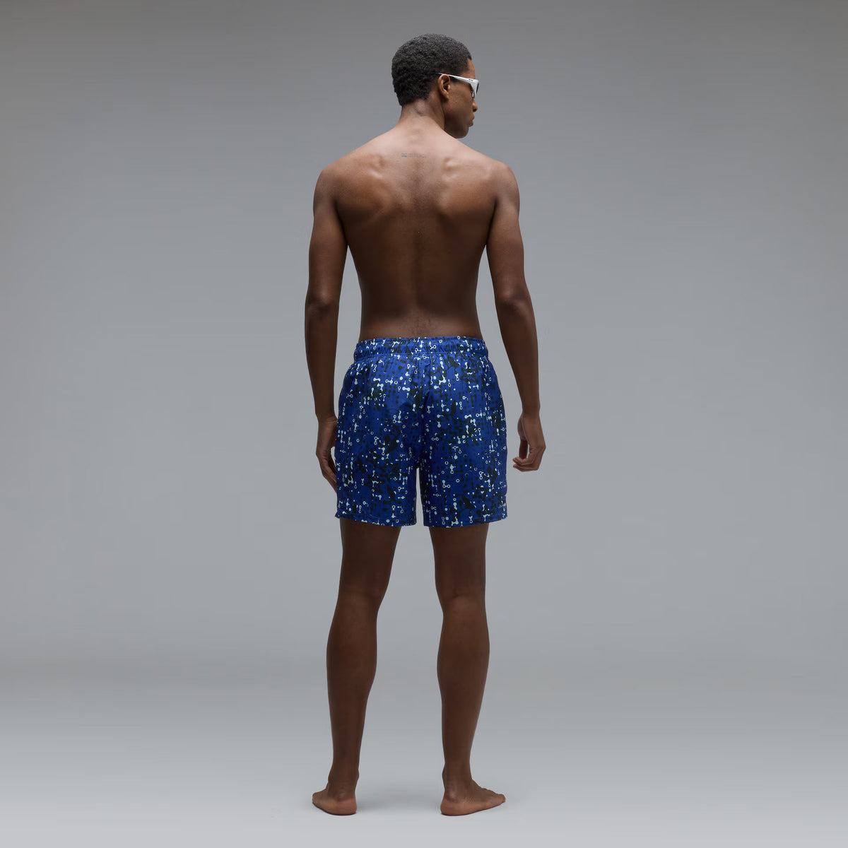 Oakley Men's All Hibiscus 17'' Beachshort