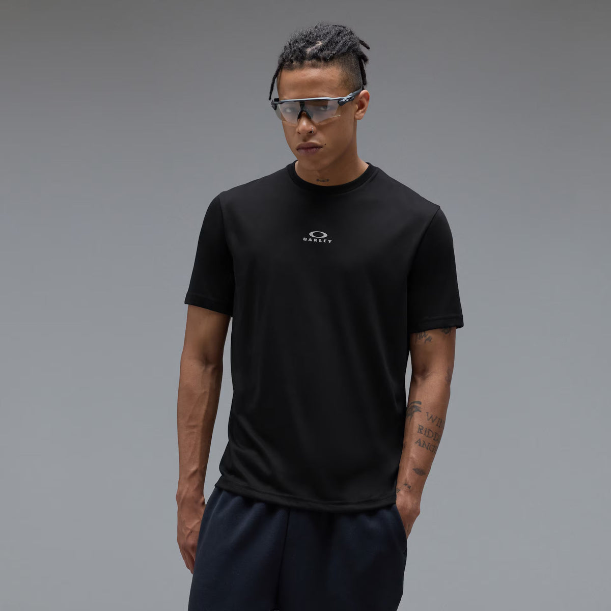 Oakley Men's Bark New Short Sleeve - Black