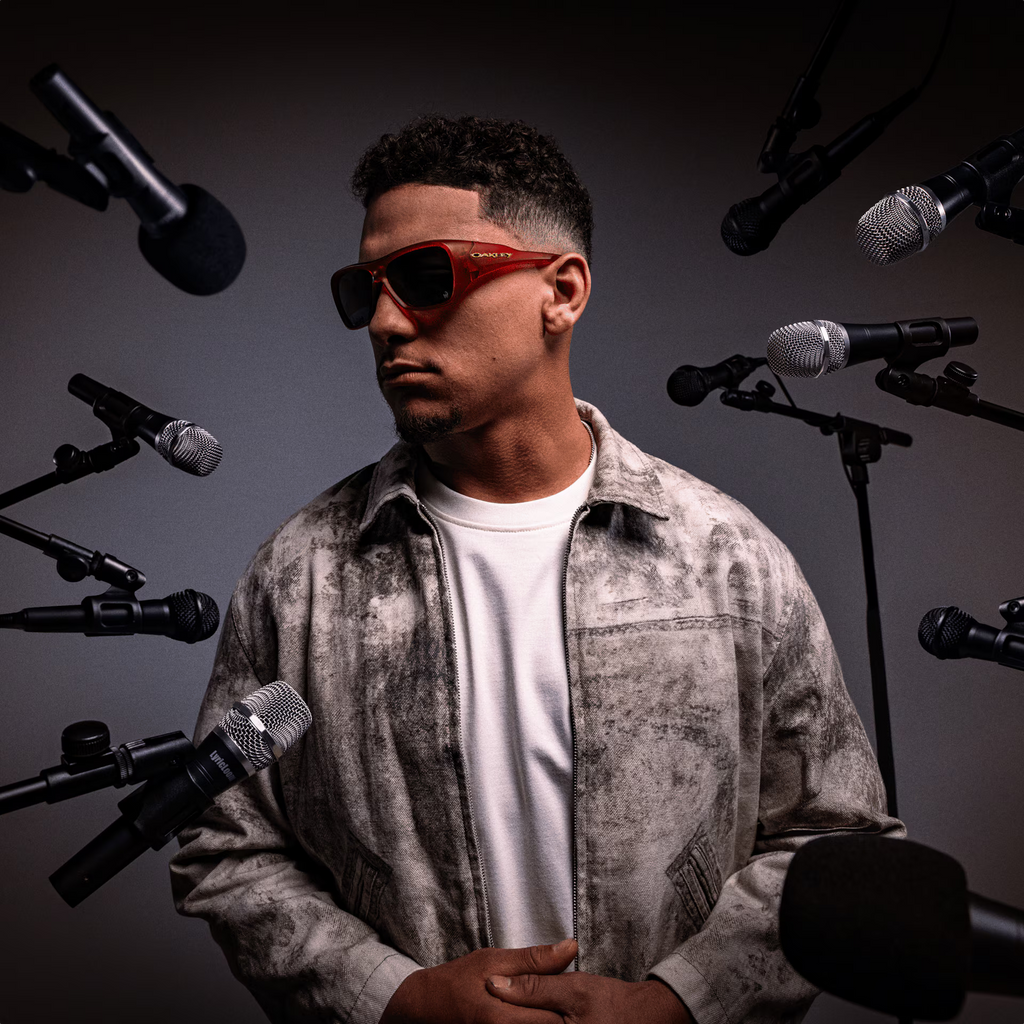 Oakley Men's Chaminade Patrick Mahomes Ii Collection Sunglasses - Red