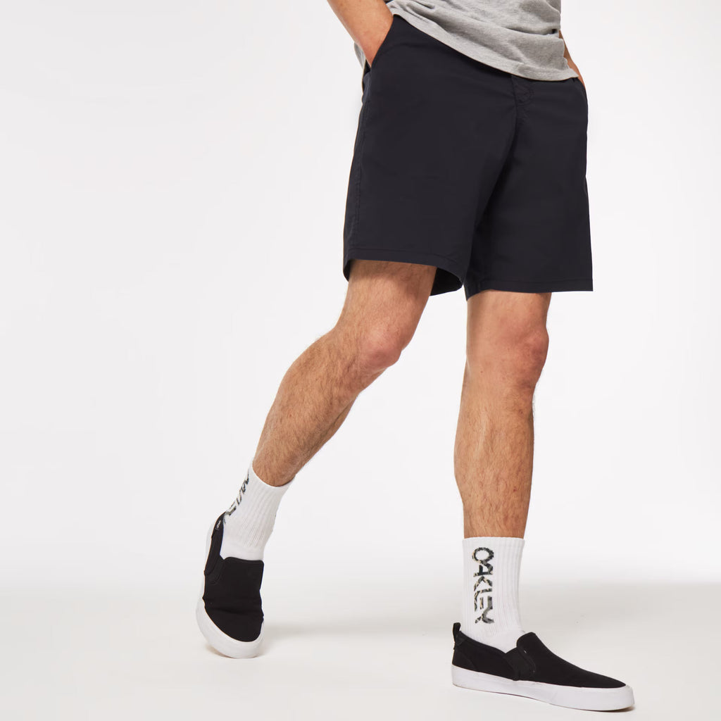 Oakley Men's Chino 19 Hybrid Short - Black