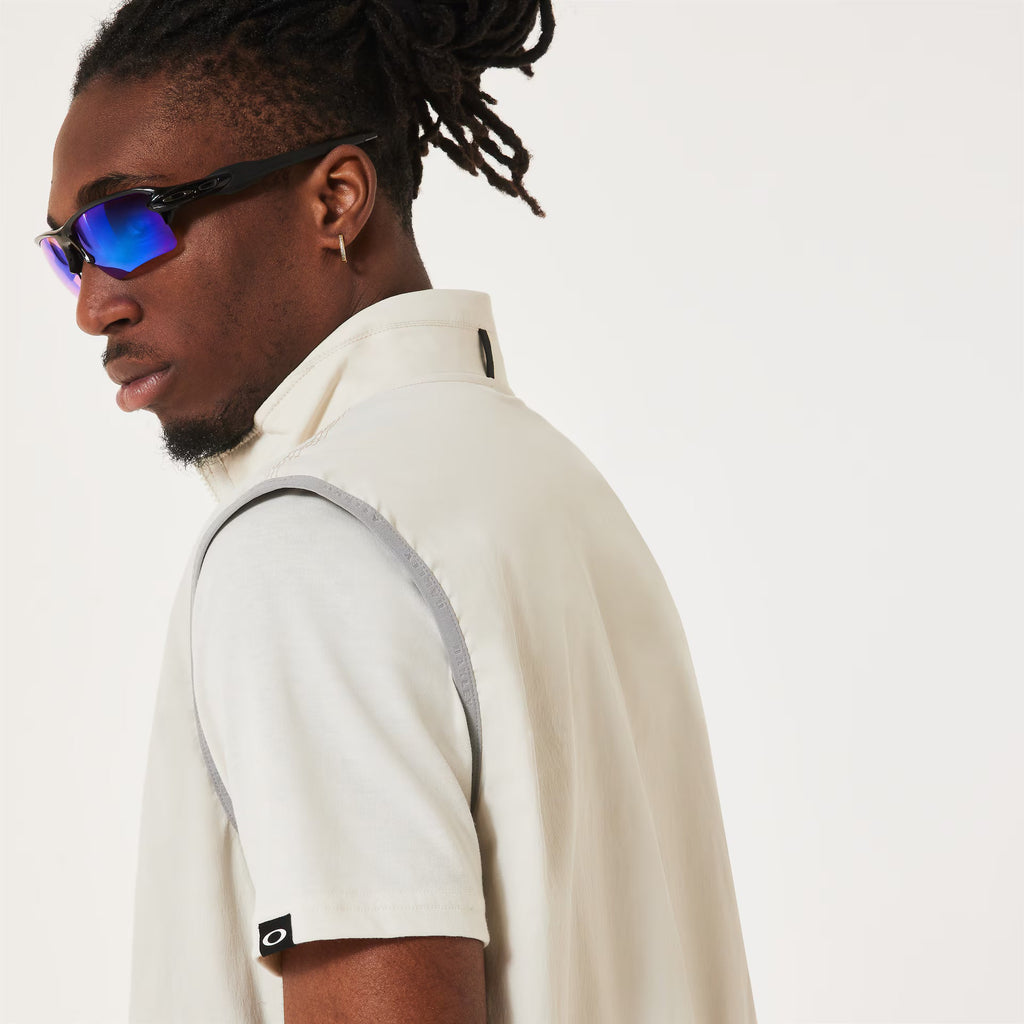 Oakley Men's Driven Element Vest - Mist