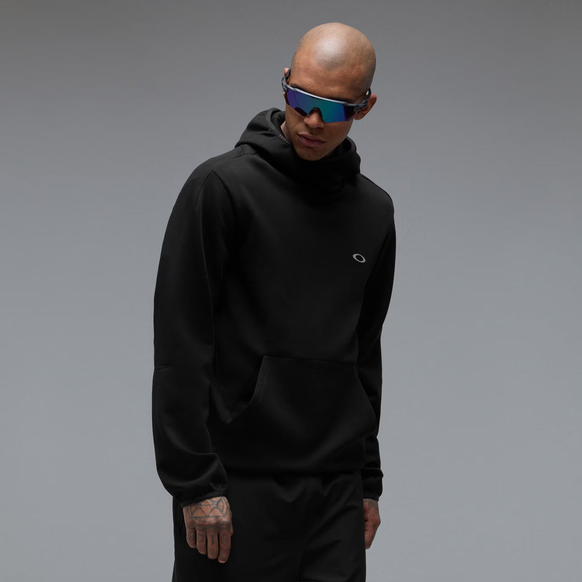 Oakley Men's Edge Force Pullover Hoodie - Black
