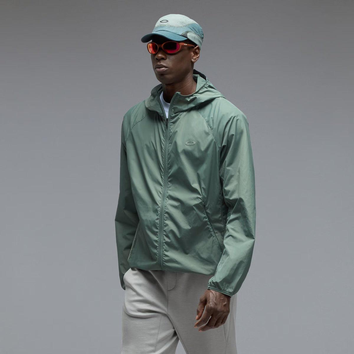 Oakley Men's Edge Force Windbreaker - Green