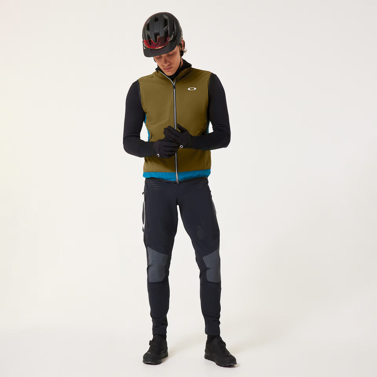 Oakley Men's Elements Alpha Vest