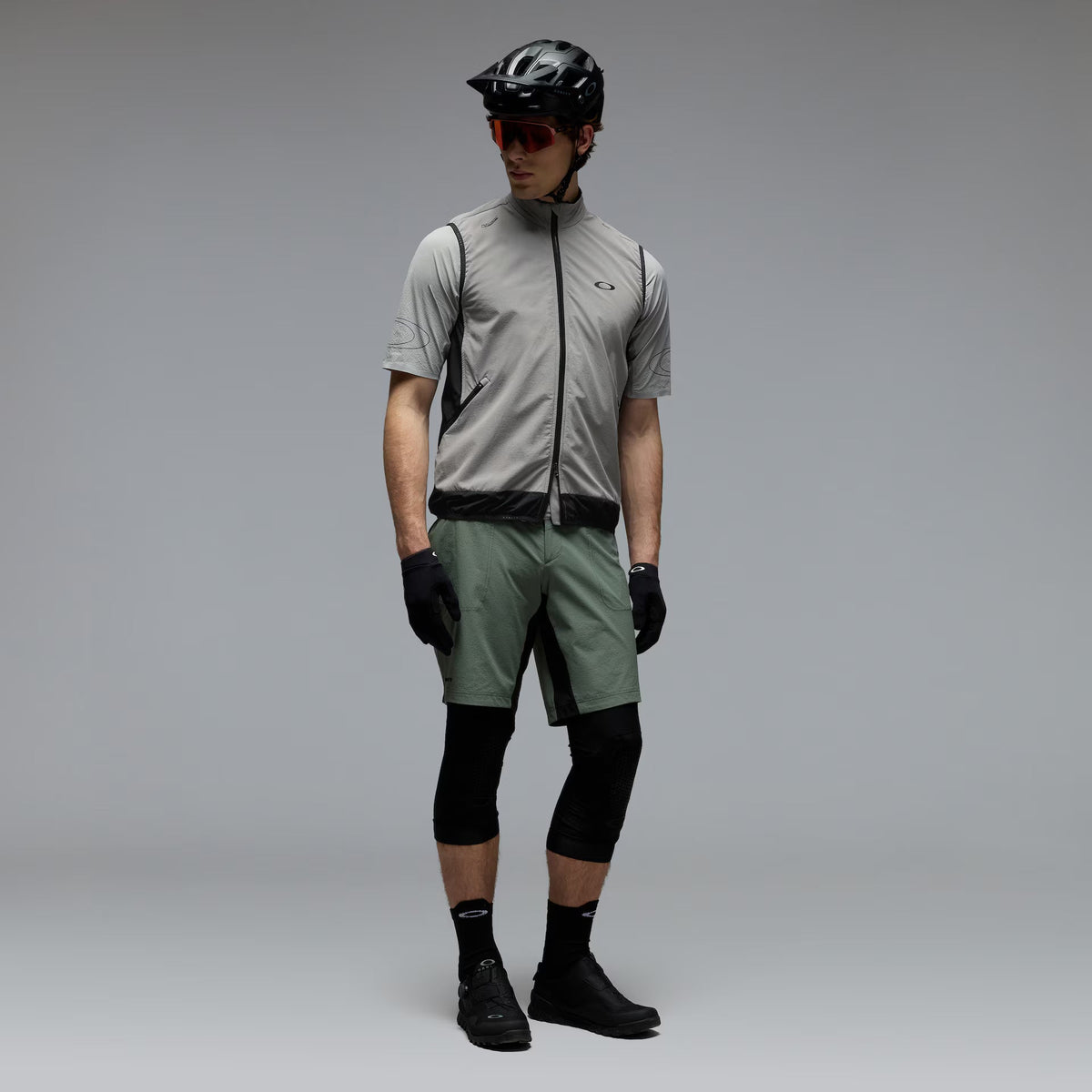 Oakley Men's Elements Alpha Vest - Cement