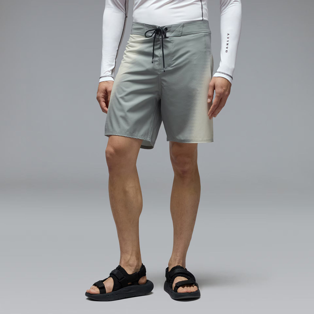 Oakley Men's Ellipse 18 Boardshort - Cement