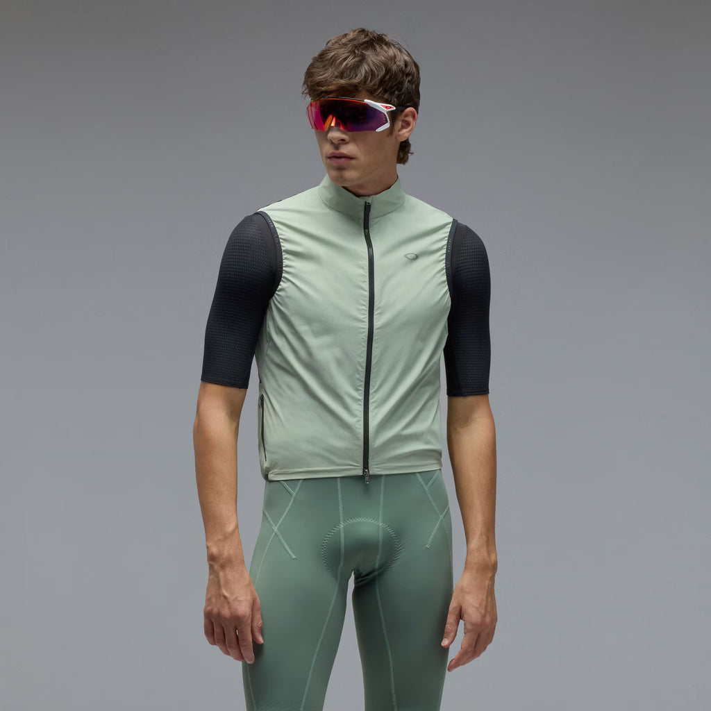 Oakley Men's Endurance Packable Wind Vest 2.0 - Green