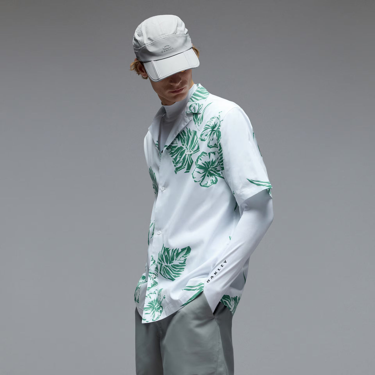Oakley Men's Hibiscus Breeze Shirt
