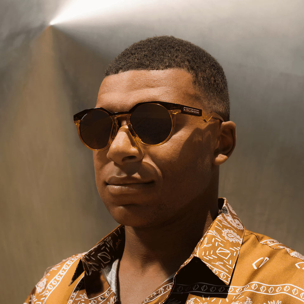 Oakley Men's Kylian Mbappé Signature Series Hstn Sunglasses - Dark Amber/Light Curry
