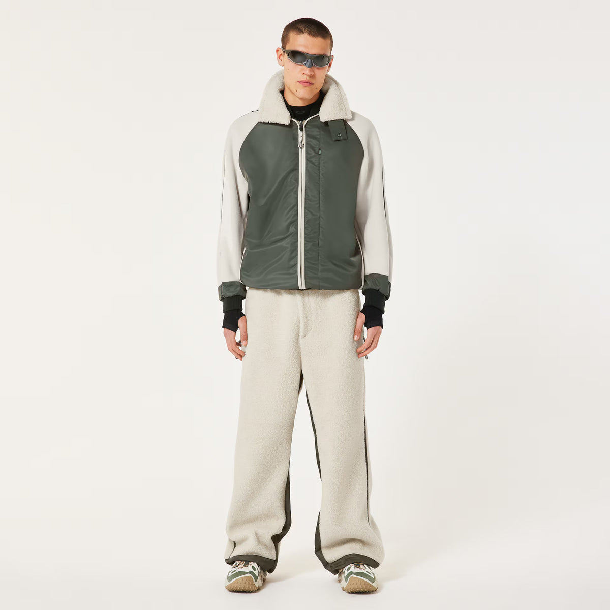 Oakley Men's Latitude Soar Sherpa Bomber - Mist