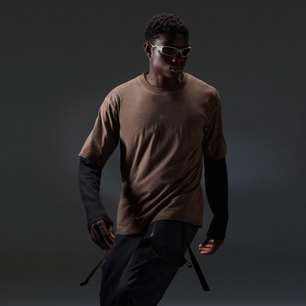 Oakley Men's Latitude Veil Tee - Dark Umber