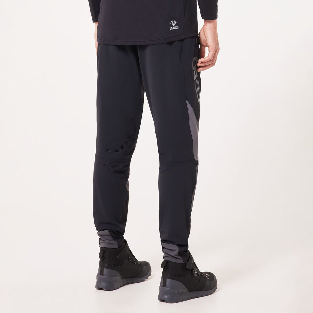 Oakley Men's Maven Scrub Pant - Black/Grey
