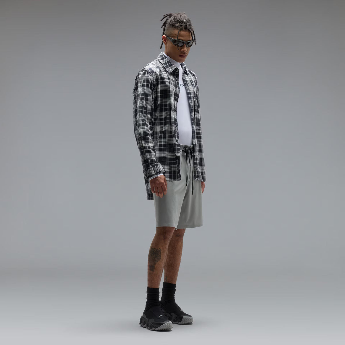 Oakley Men's Oak Light Plaid Shirt - Black