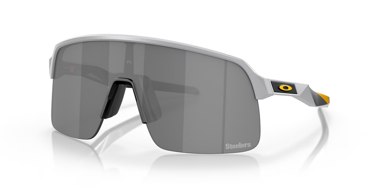 Oakley Men's Pittsburgh Steelers Sutro Lite Sunglasses - Matte Fog