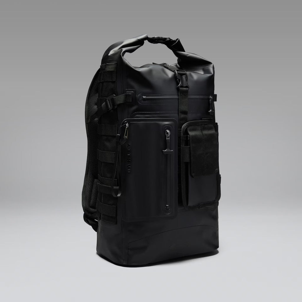 Oakley Men's Reserve Tactical Dry Backpack - Black