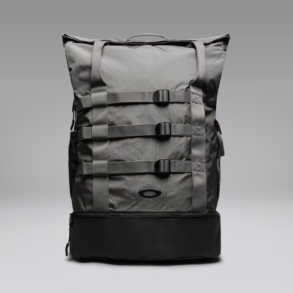 Oakley Men's Reserve Utility Bag