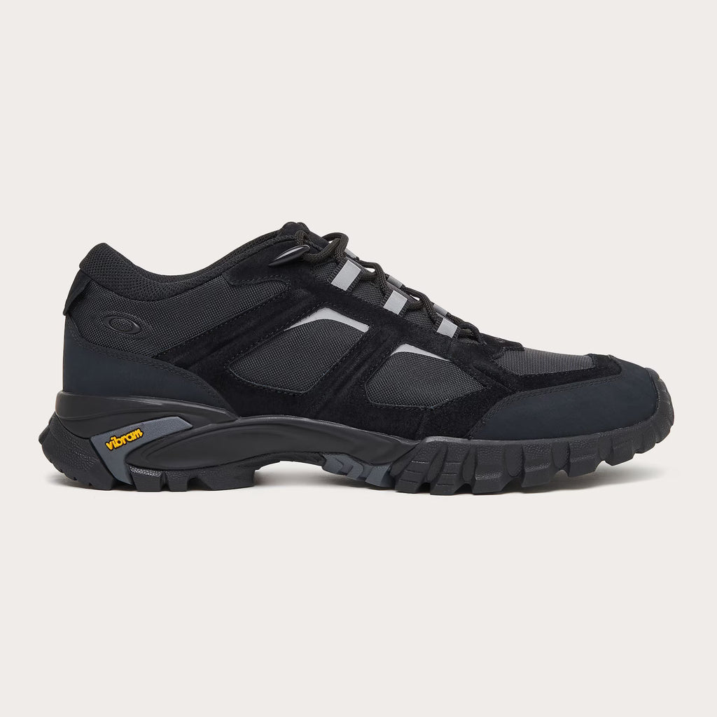 Oakley Men's Sierra Terrain
