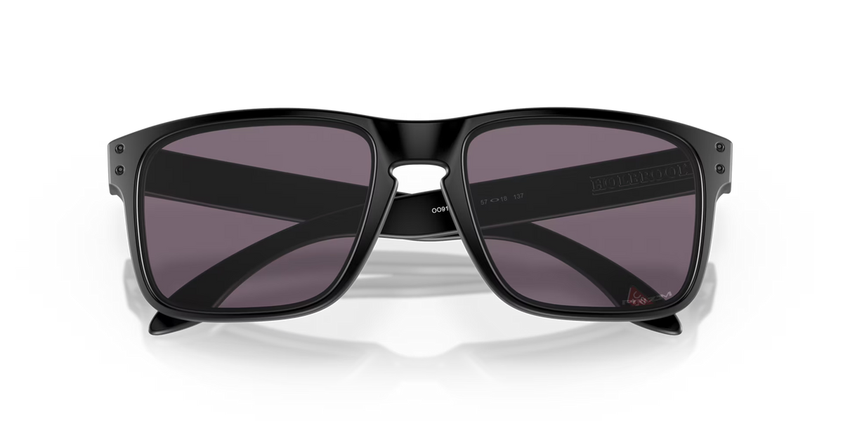 Oakley Men's Standard Issue Holbrook Usa Flag Collection Sunglasses - Black