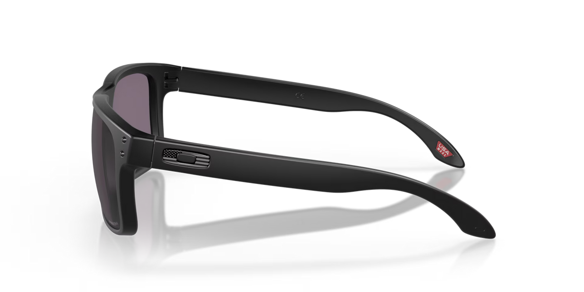 Oakley Men's Standard Issue Holbrook Usa Flag Collection Sunglasses