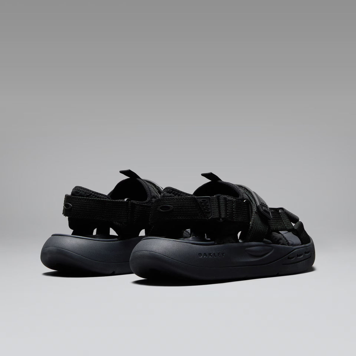 Oakley Men's Studio Sandal