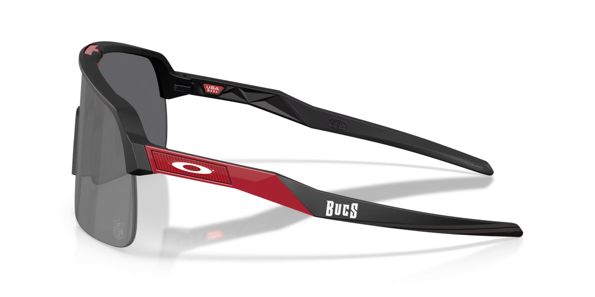 Oakley Men's Tampa Bay Buccaneers Sutro Lite Sunglasses - Black