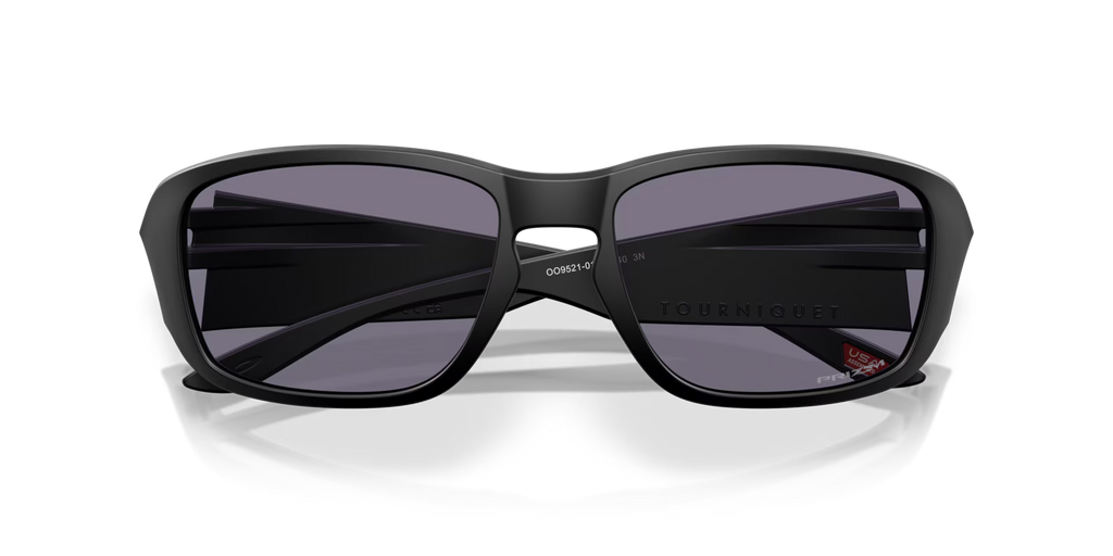 Oakley Men's Tourniquet Sunglasses - Black