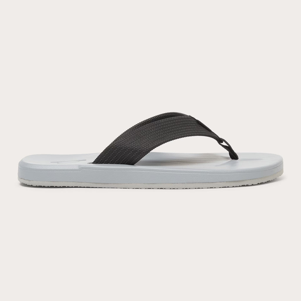 Oakley Men's Ventura Flip Flop - Cement
