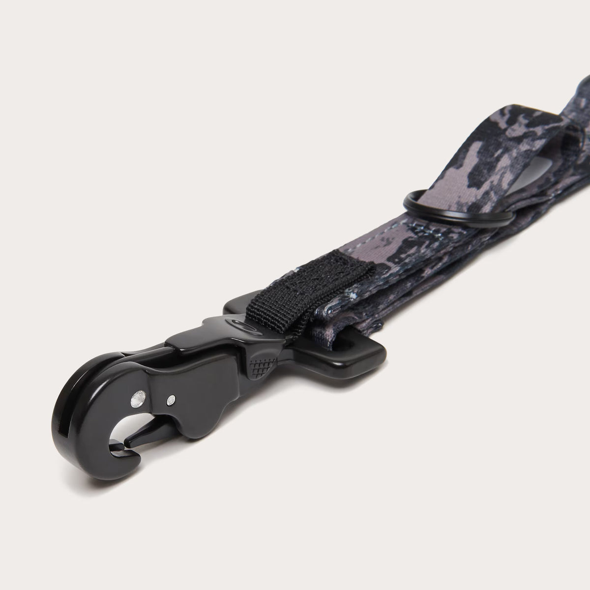 Oakley Men's Wanderlust Keychain - Gray