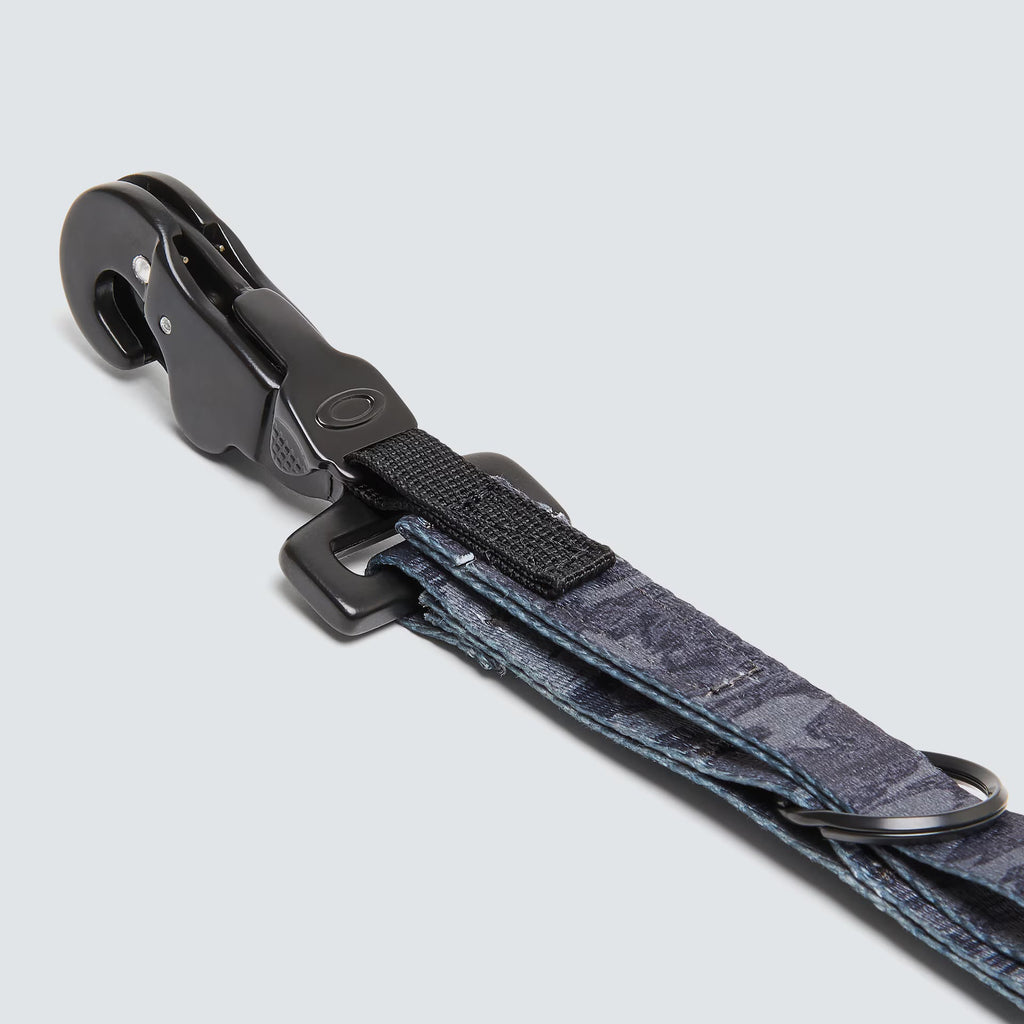 Oakley Men's Wanderlust Keychain - Gray